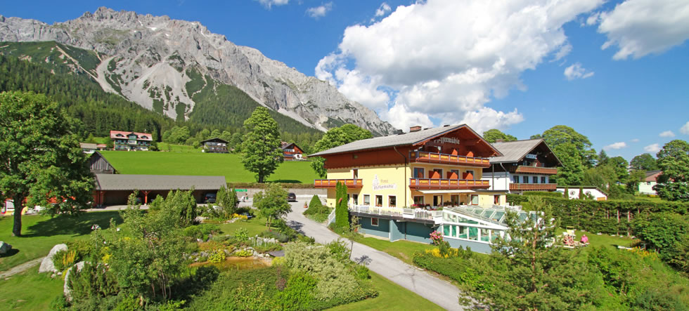 4-Sterne Aparthotel Pfeffermühle in Ramsau am Dachstein, in der grünen Steiermark in Österreich