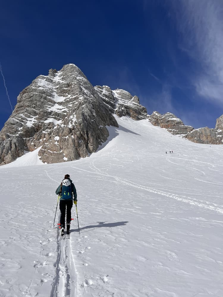 Skitour zum Hohen Dachstein mit Blick auf den Gipfel